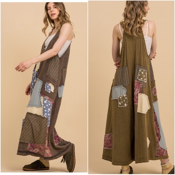 Bluevelvet Floral Paisley Print Patchwork V neck Wide leg Cropped Jumpsuit - Picture 2 of 5